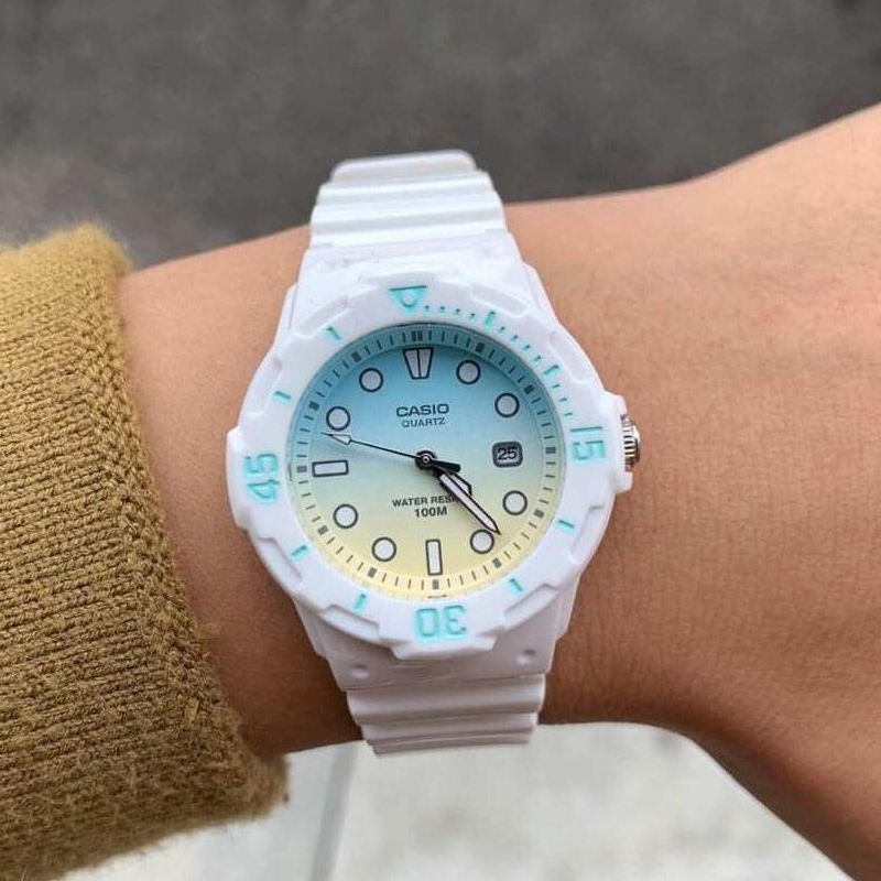 ساعت کاسیو Casio زنانه مدل LRW-200H-2E2VDR